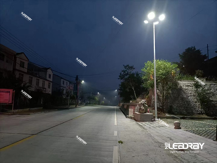Solar combined light floodlights illuminate the road