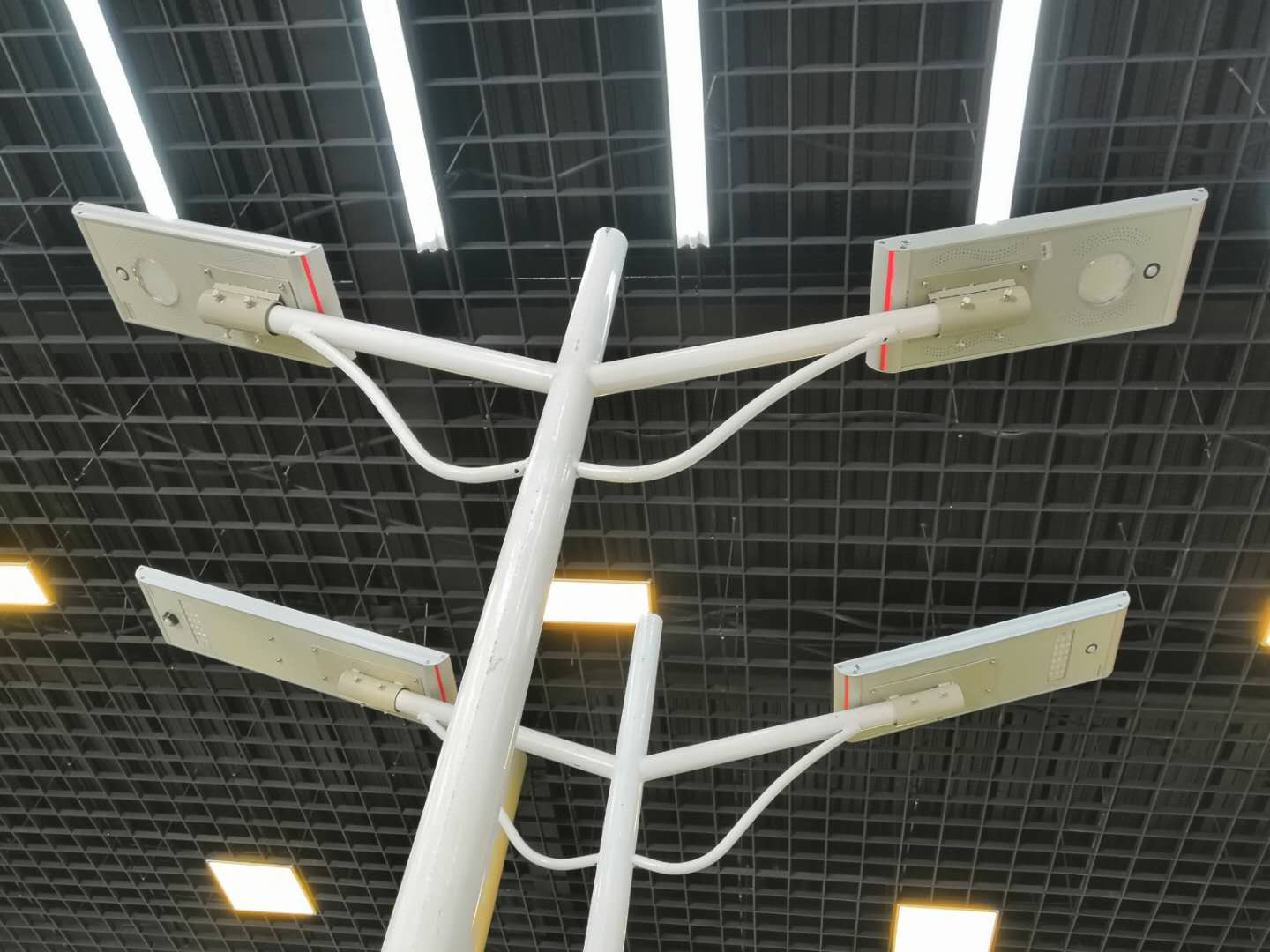 Solar Street Light with high lighting efficency led Solar Street Light with high lighting efficency led