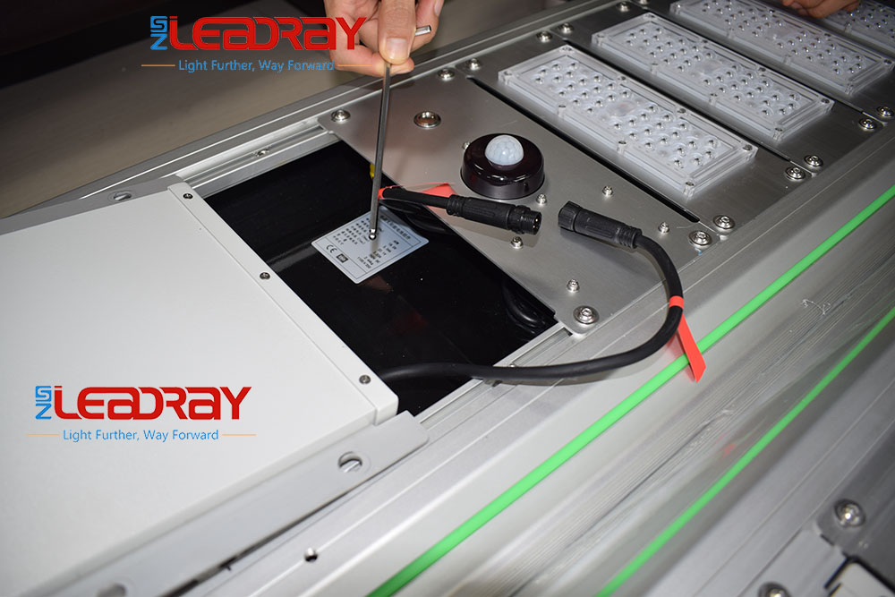 Integrated solar street Battery and controller