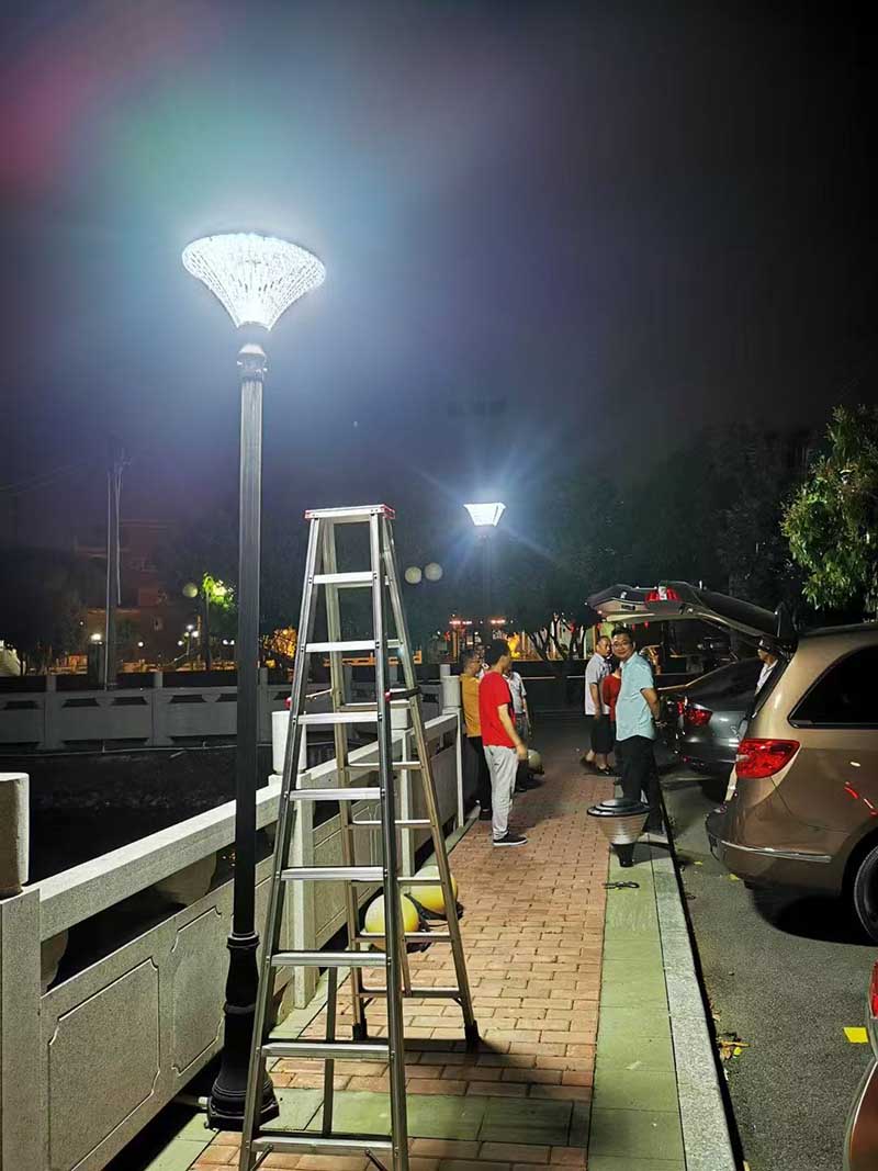 Brands of lights for scenic areas