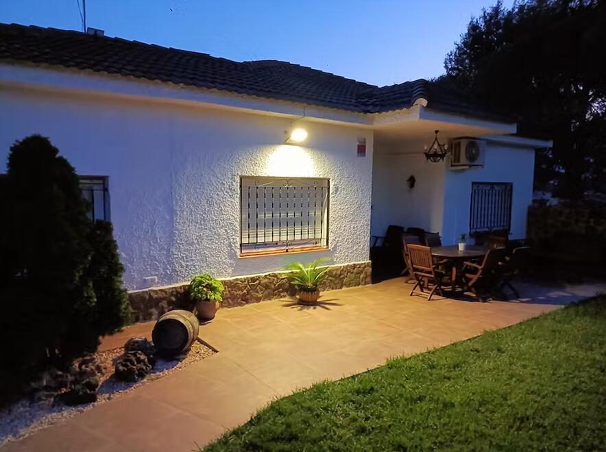 solar led floodlights for garden