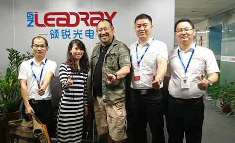 Our Japan Customer Visit Us And Want Be Our Agent For Japan Market After Testing Samples Of Our Solar Street Light,Surely They Are Satisfied With Our Quality And Price