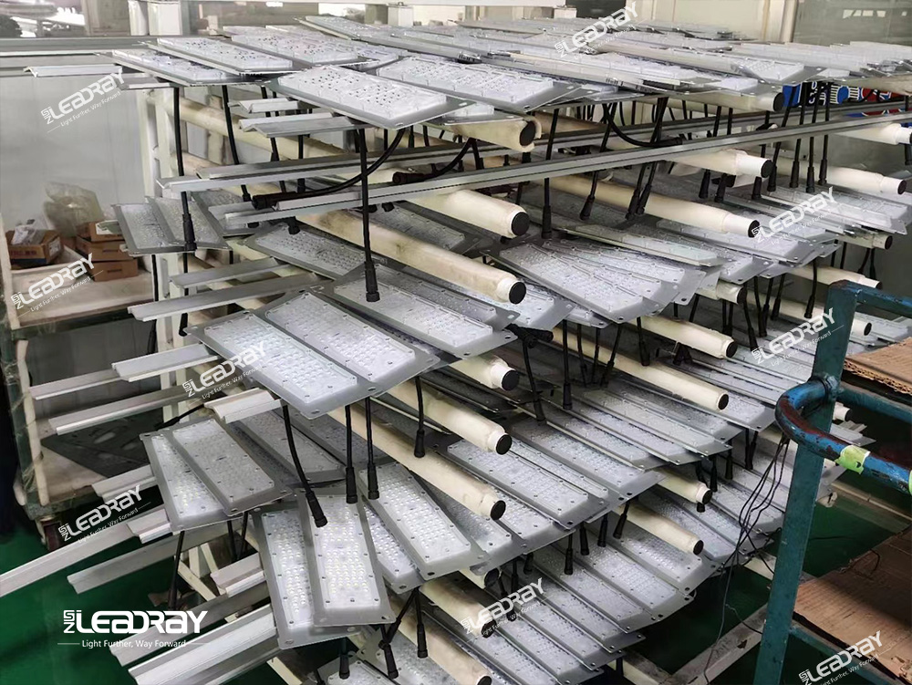 street light manufacturer 