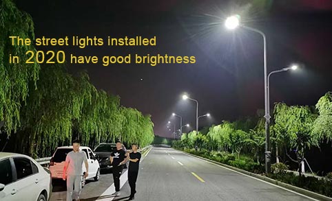 The solar street lights installed in 2020 have good brightness 60Watt 